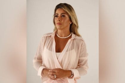 Cláudia Angélica Martinez