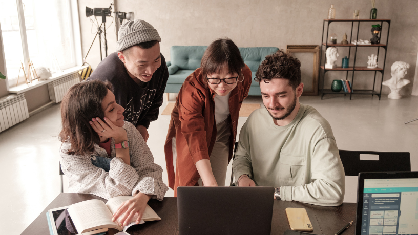 Cicero Viana Filho explica como a educação digital está impulsionando a aprendizagem contínua no século XXI.