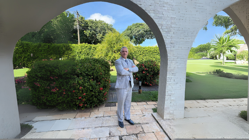 Leonardo Manzan analisa como governança climática alinhada a incentivos fiscais fortalece estratégias ESG empresariais.