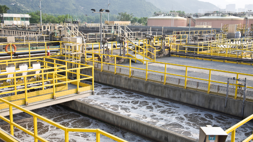 Sistemas de esgotamento sanitário e sua operação urbana analisados por Odair Jose Mannrich.